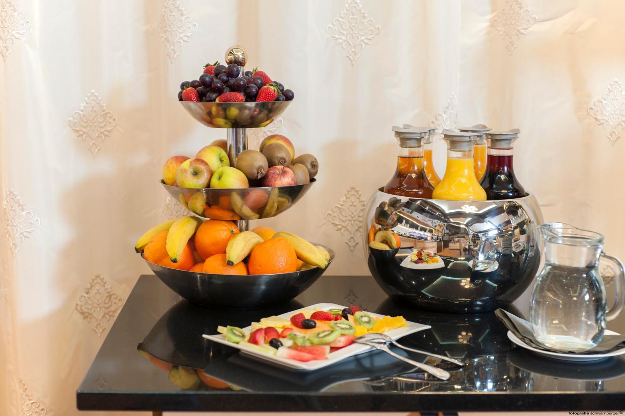 Hotel Weinberg Gmbh Preising Extérieur photo